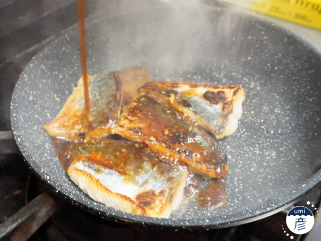 ふわふわサクッと！サゴシ（サワラ）の蒲焼き丼レシピ