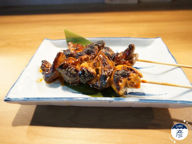 とろける美味しさ！カガミダイの肝を贅沢に串焼きで！